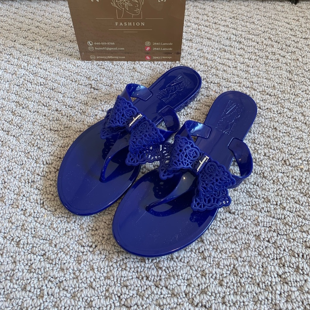 Salvatore Ferragamo Slide size 7